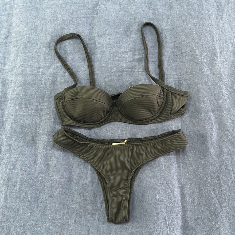 Minimale Animale ribbed black bikini, XS, padded underwire top, cheeky bottom